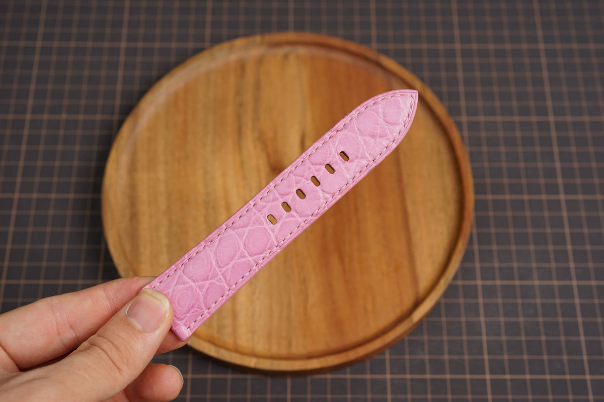 Bespoke Light Pink Alligator Leather Watch Strap for Panerai 20/22/24/26/27mm