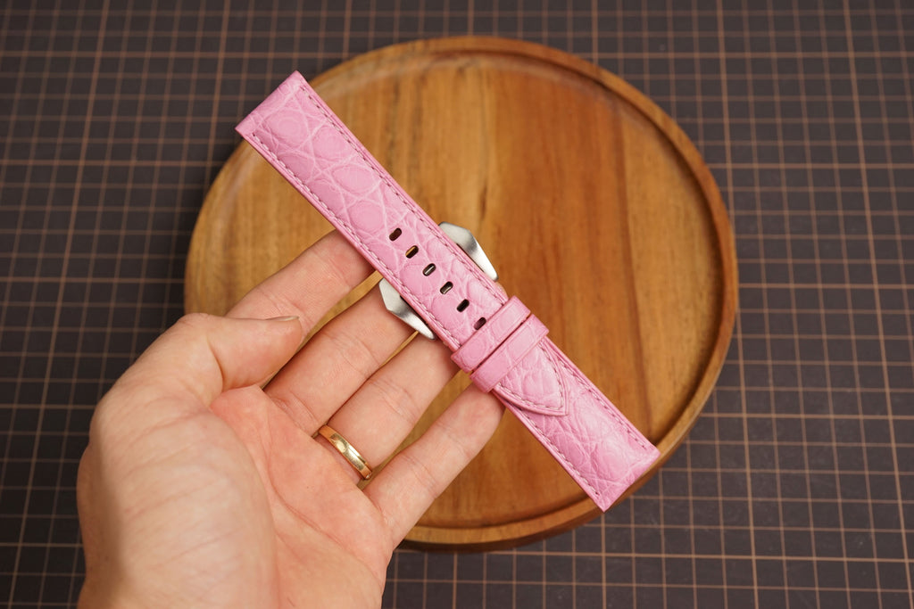 Bespoke Light Pink Alligator Leather Watch Strap for Panerai 20/22/24/26/27mm