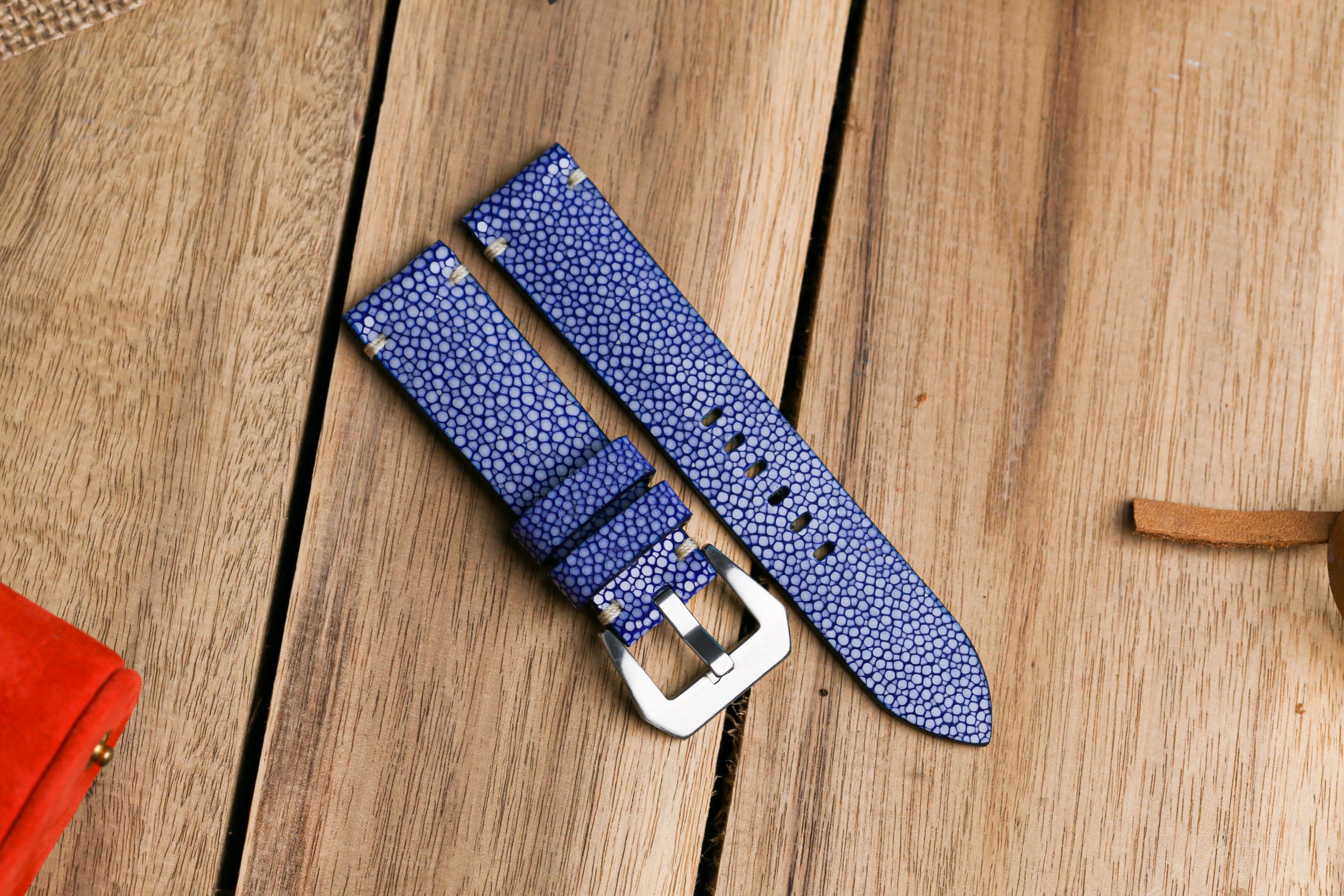 No Pearl Blue Stingray Watch Strap