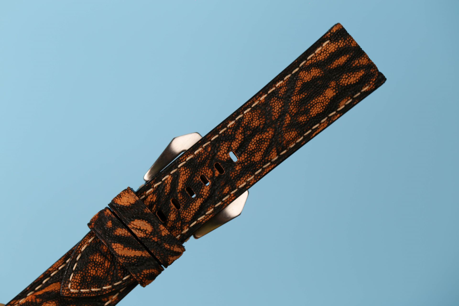 Black Brown Elephant Watch Strap 22mm (4)