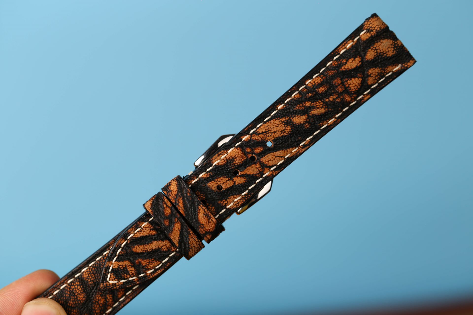 Black Brown Elephant Watch Strap (5) Black Brown Elephant Watch Strap (5)