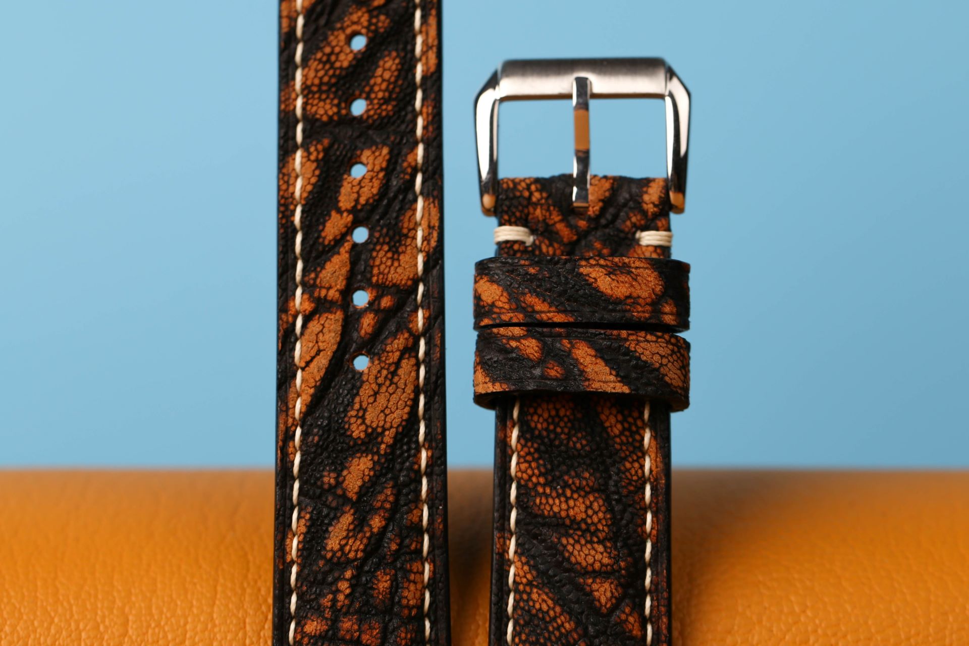 Black Brown Elephant Watch Strap (8) Black Brown Elephant Watch Strap (8)