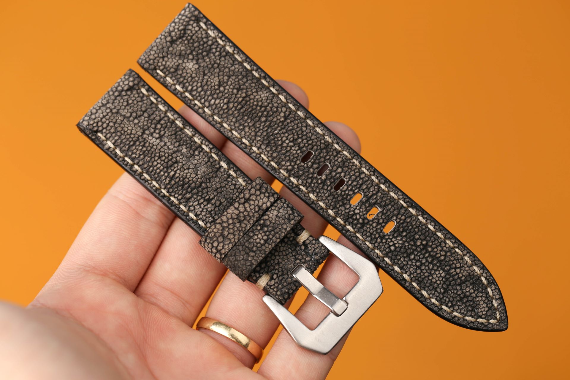 Grey Elephant Watch Strap 24mm (1)
