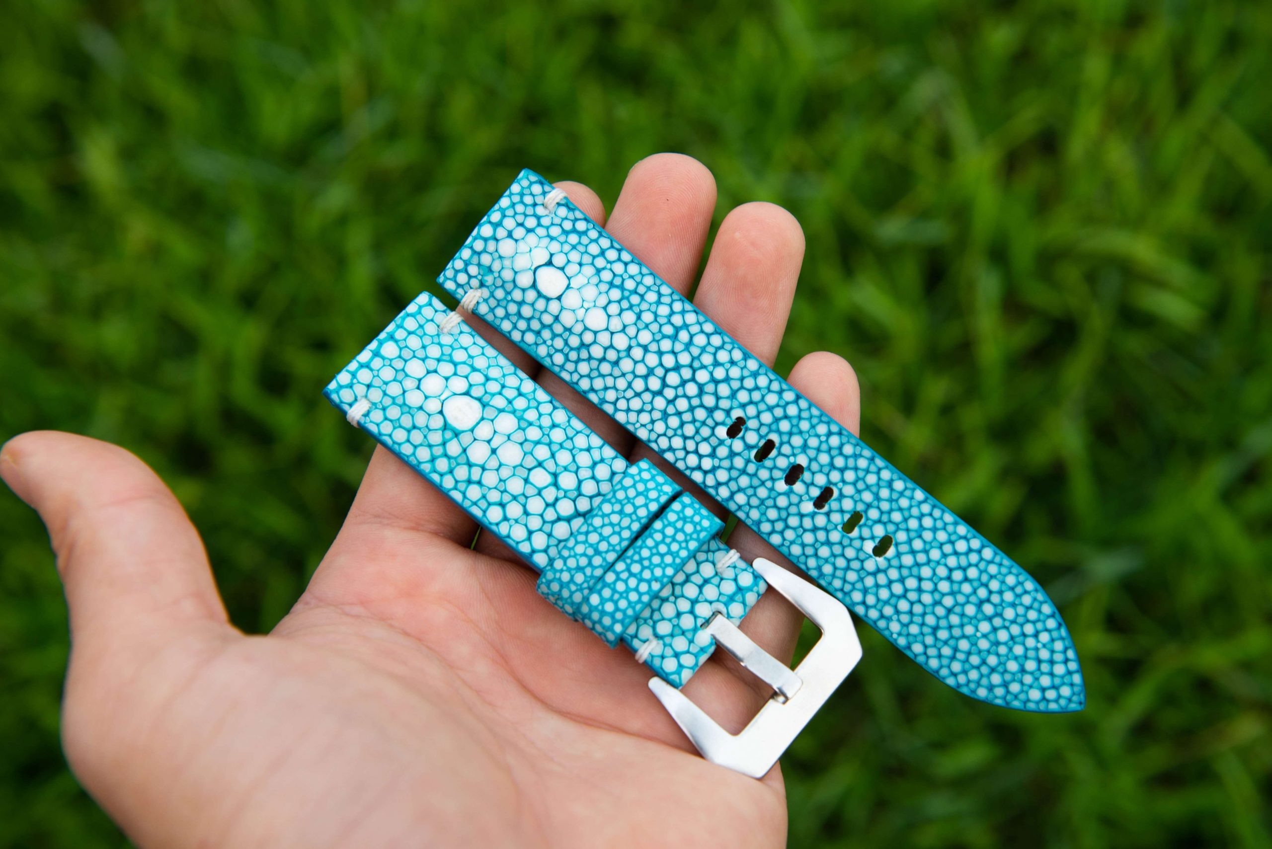 double pearl light blue stingray watch strap (5)