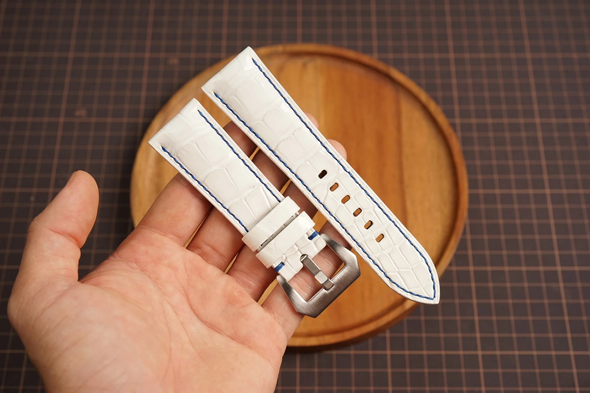 Kentostraps White Glossy Alligator Leather Watch Strap for Panerai 18mm 20mm 22mm 24mm 26mm 27mm
